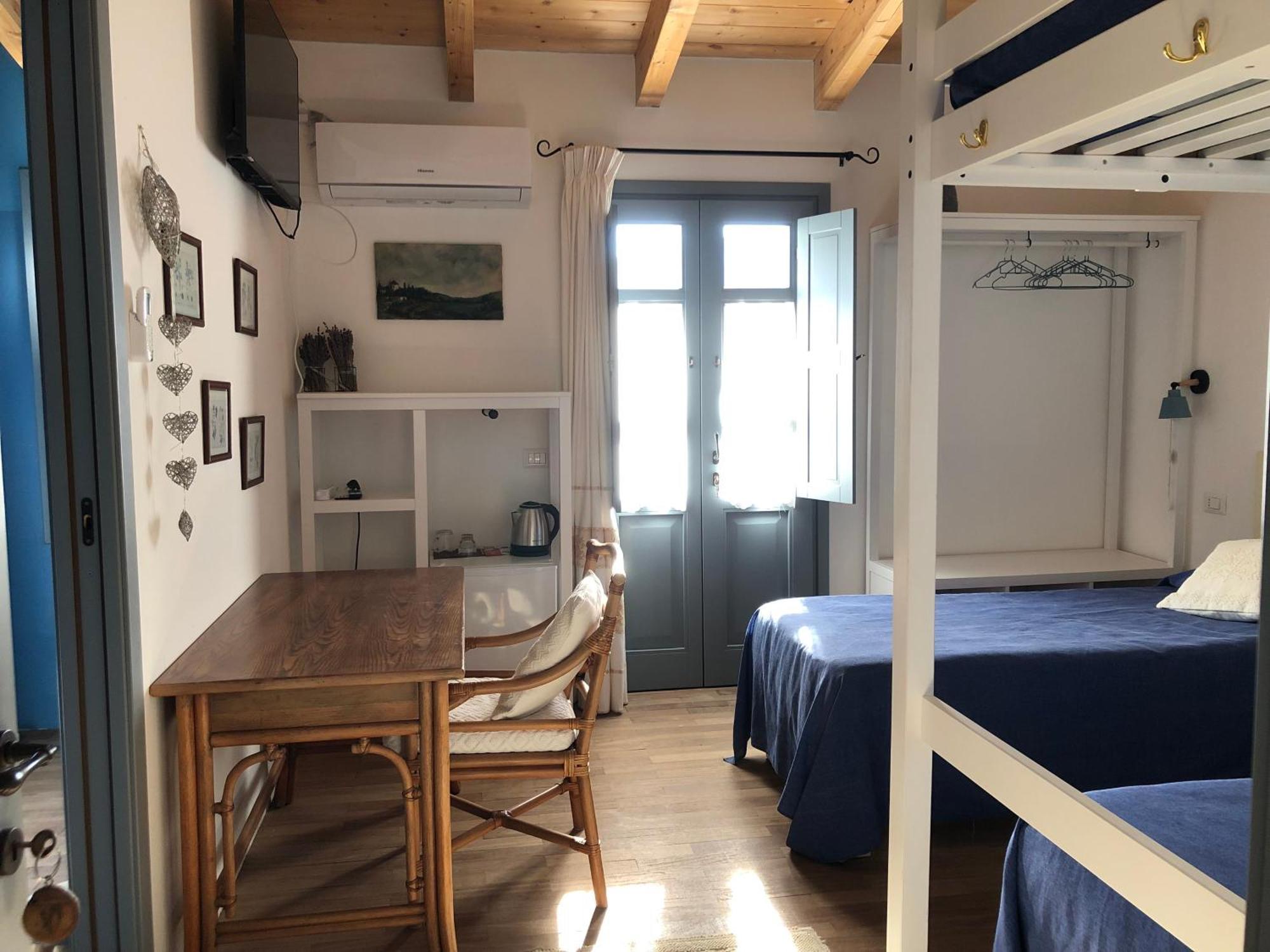 Agriturismo La Casa Delle Fate ローイリ・ポルト・サン・パーオロ エクステリア 写真