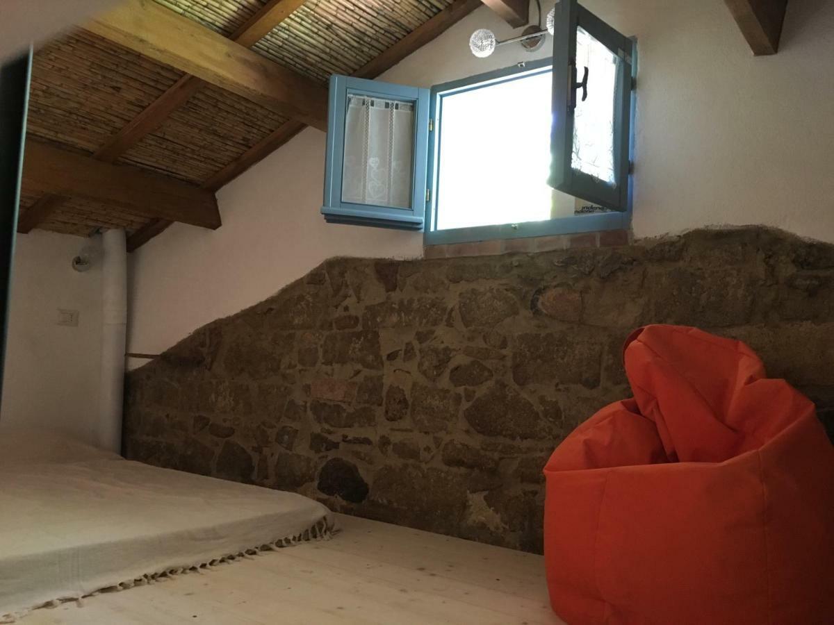 Agriturismo La Casa Delle Fate ローイリ・ポルト・サン・パーオロ エクステリア 写真